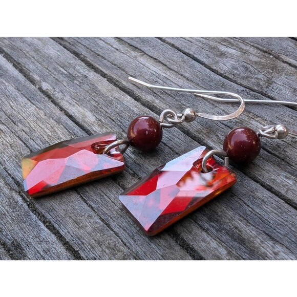 Vintage Red Jewel Dangle Earrings - Picture 8 of 10
